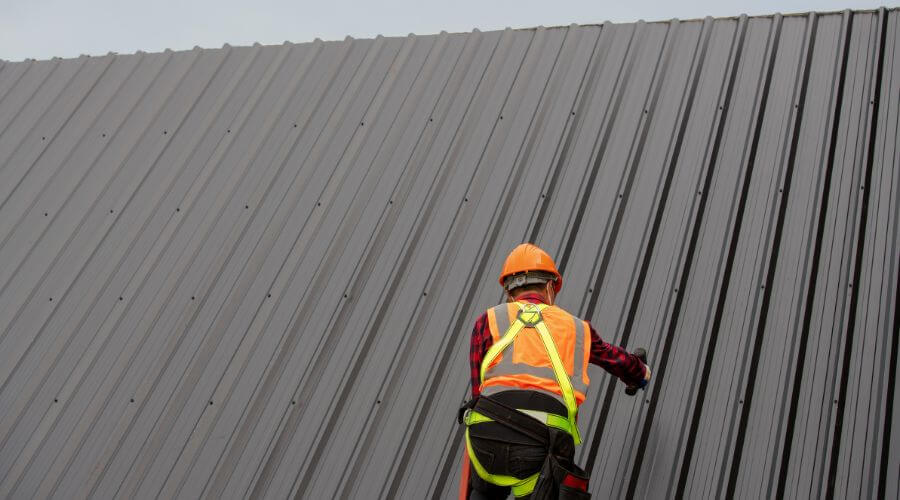 Professional metal roof installation services in Du Bois, IL